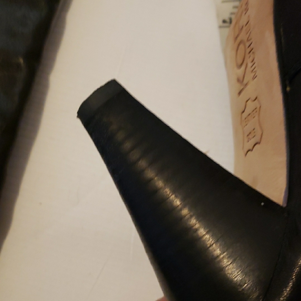 KORS,Michael Kors Black Over the Knee Boots Sleek Design,size 7, Worn Only Once. - Picture 9 of 9